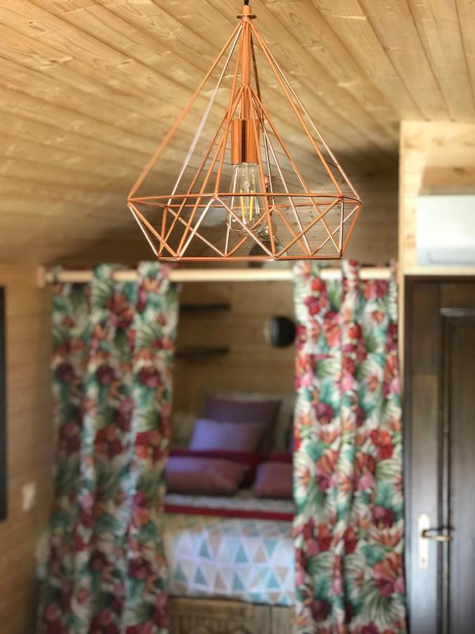 Roulotte De Florette Tourrettes-sur-Loup Εξωτερικό φωτογραφία